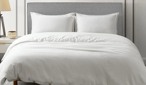 lot 24059 image: DAPU Linen Duvet Cover Set - French Linen Cotton Blend Natural Flax Soft Breathable Bedding 3 Pcs Set - 1 Duvet Cover 2 Pillowcases (Off-WhiteCotton Linen, King)