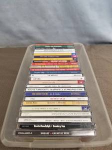 lot 34655 image: LOT OF RANDOM CDS