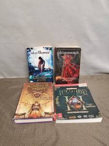 lot 23420 image: LOT OF RANDOM BOOKS