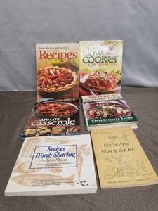 lot 23442 image: LOT OF RANDOM COOKBOOKS