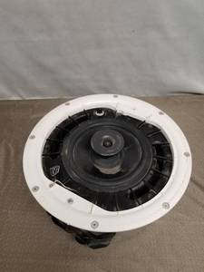 lot 23446 image: SOUNDTUBE SPEAKER