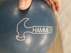 lot 23486 image: BOWLING BALL