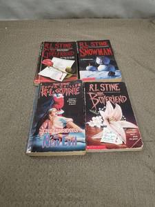 lot 23488 image: LOT OF R. L. STINE BOOKS