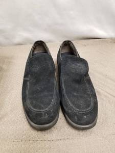 lot 23489 image: Vintage Hush Puppies Suede Slip On Shoes Mens Size 10.5M Black Loafers