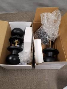 lot 23494 image: LOT OF 2 BLACK DOORKNOBS