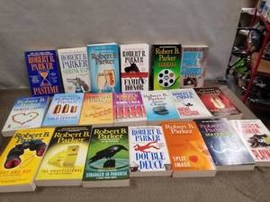 lot 23497 image: LOT OF ROBERT PARKER NOVELS