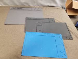 lot 23538 image: LOT OF Silicone Work Mat for Soldering - Heat Resistant & Insulation, Electronics Repair Mat with Magnetic Tool Holder, Anti-Static, Heatproof for Professional Use