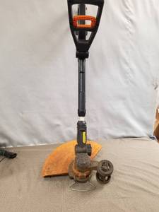 lot 23540 image: WORX WEED EATER BATTERY NOT INCLUDED