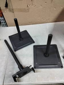 lot 1983 image: Set Of 2 Speaker Stands