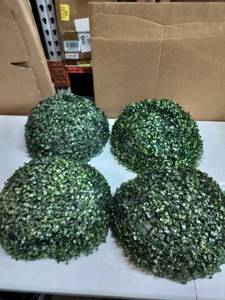 lot 5704 image: Fake Bushes 4 Pack