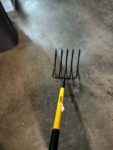 lot 9893 image: DeWalt pich Fork