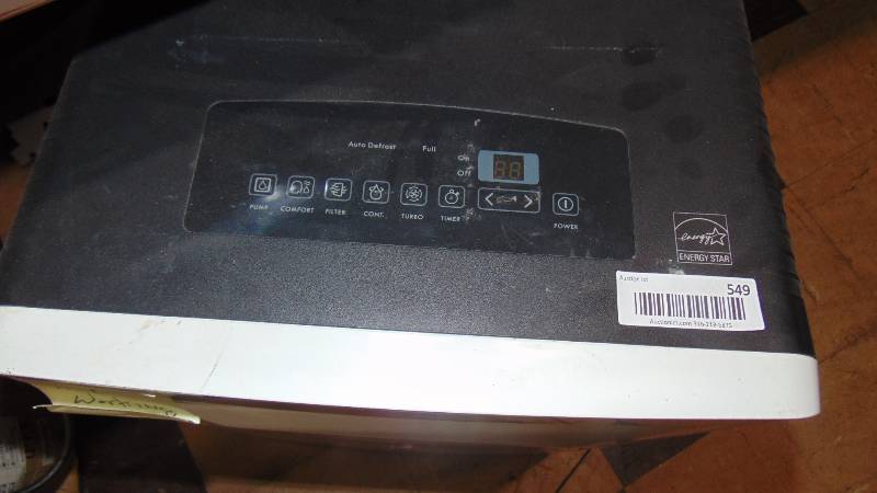 lot 549 image: Humidifier