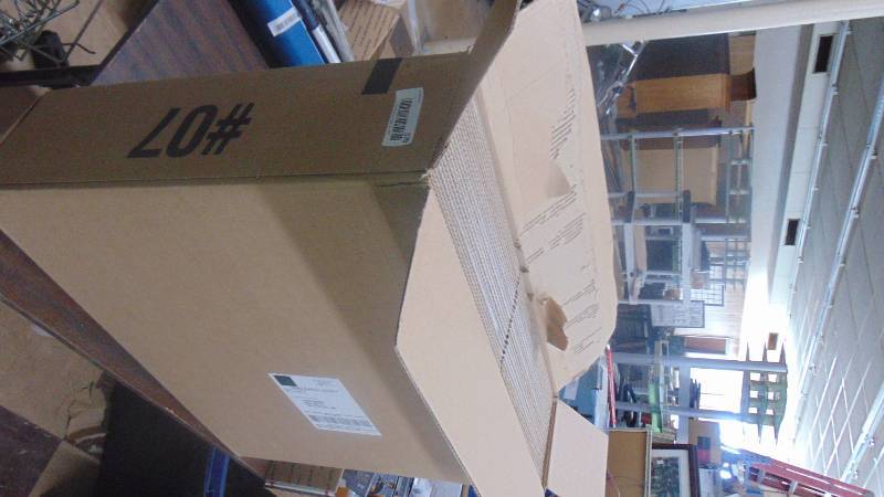 lot 570 image: case of Priority mail boxes