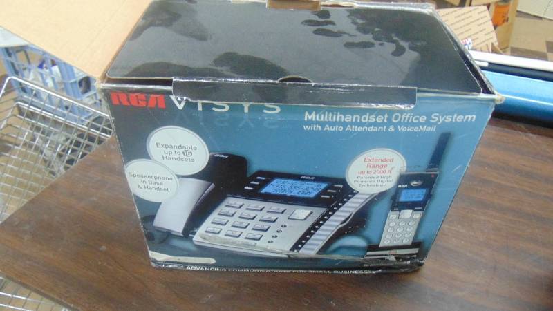 lot 576 image: RCA 4 line phone whandset