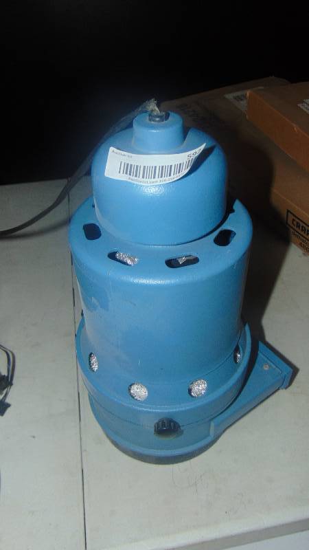 lot 592 image: Beseler pump