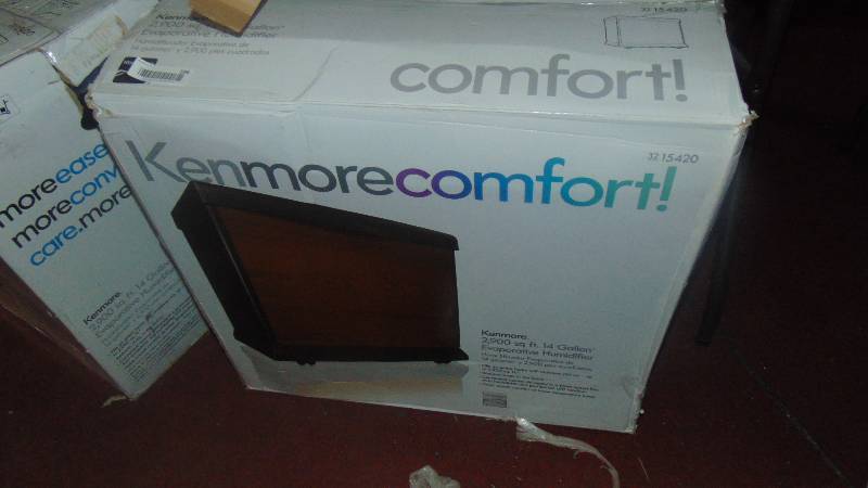 lot 596 image: Kenmore Comfort humidifier