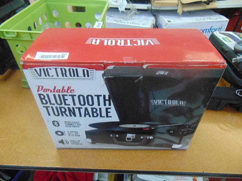 lot 611 image: bluetooth turntable