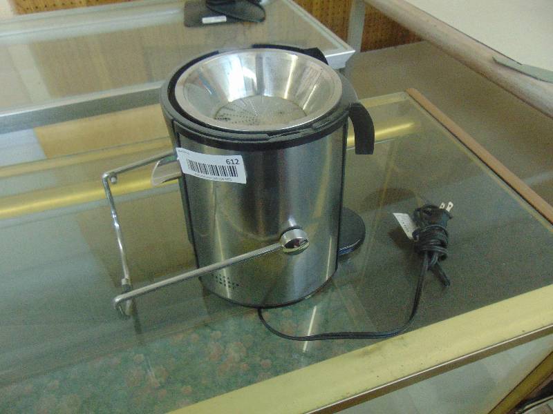 lot 612 image: Sharper Image Juicer
