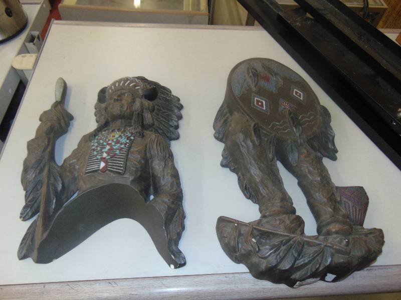 lot 624 image: Indian art items