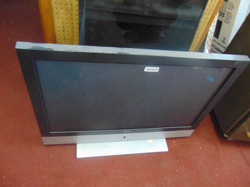 lot 625 image: Akai TV