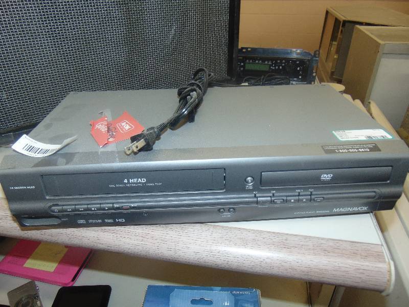 lot 630 image: Magnavox VHSDVD player