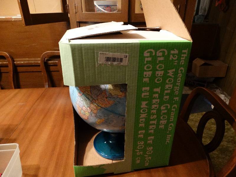 lot 13 image: World globe.