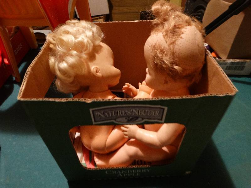 lot 49 image: 2 Vintage dolls.