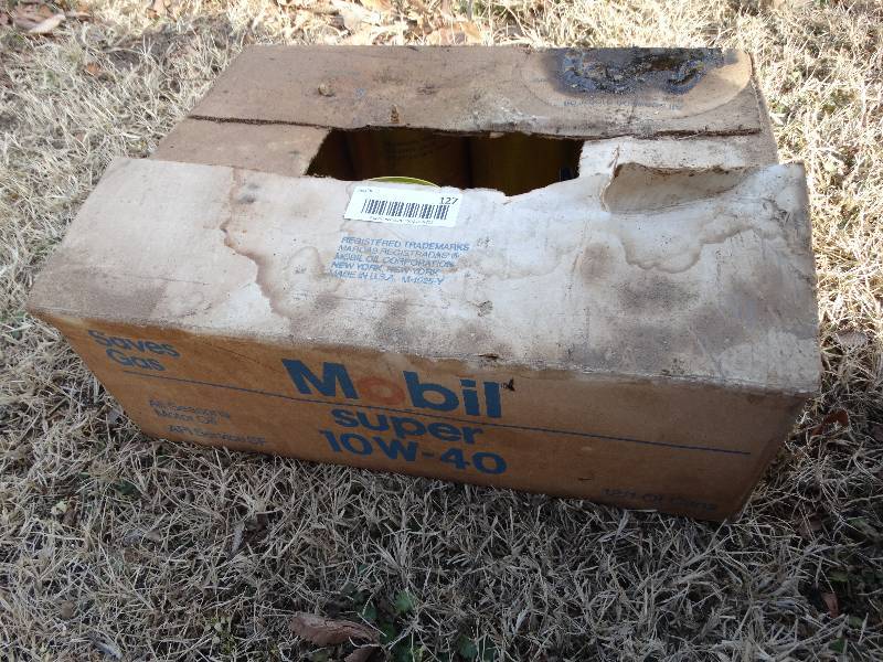 lot 127 image: 8 cans of 10w-40 motor oil