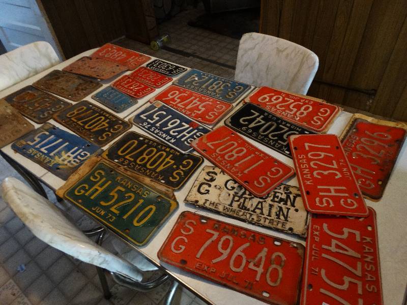 lot 162 image: 24 vintage Kansas license plates- 1 from 1955