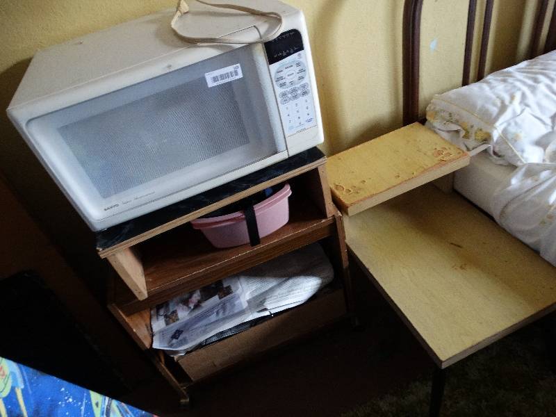 lot 168 image: Microwave cart end table