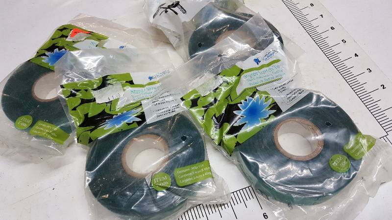 lot 5316 image: 4 new rolls of the Gardeners Blue Ribbon each roll is 150 ft. x 0.48 in. Sturdy Stretch Tie