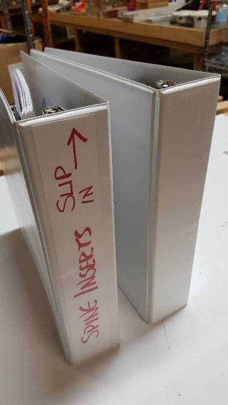 lot 5353 image: New pair of HD standard 3 ring notebooks or paper binders with one having numbered from 0-30 tabbed dividers