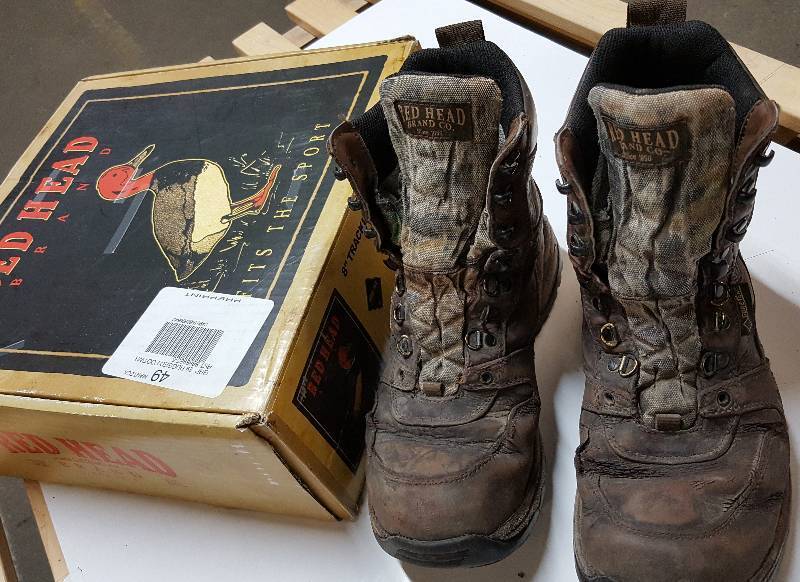 lot 5599 image: This pair of shoes are part of a pallet buy of returned items from Bass Pro.  Come down this Wednesday night and check them out and try them on for fit.
