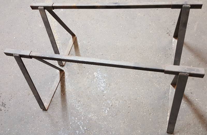 lot 5580 image: Pair of serious heavy duty Swap Meet table stands.