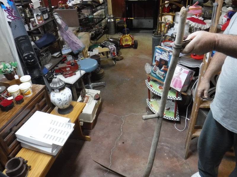 lot 3217 image: Scythe