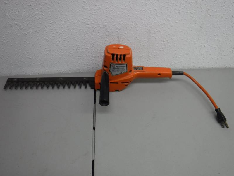 lot 3234 image: Hedge trimmer