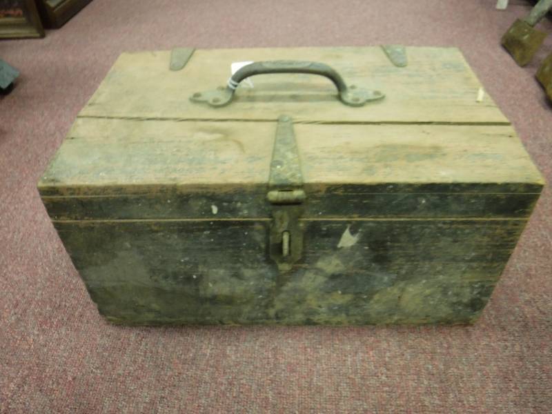 lot 3255 image: Antique wooden box