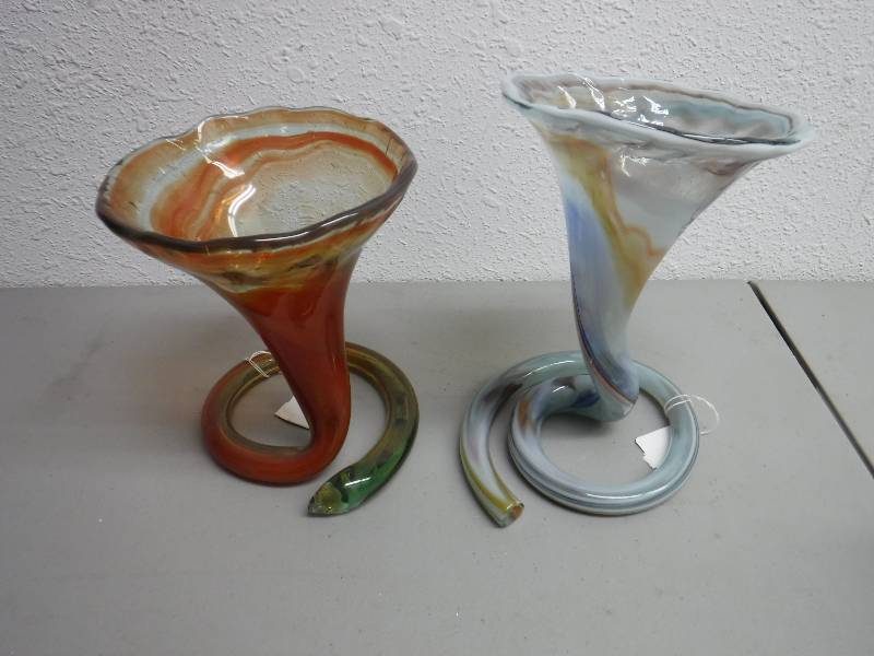 lot 3261 image: Hand blown glass vases