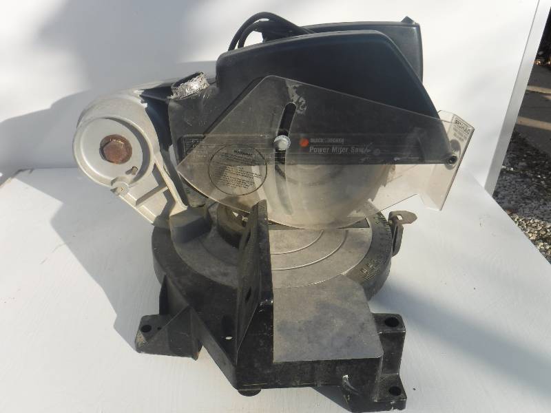 lot 3339 image: compound miter saw