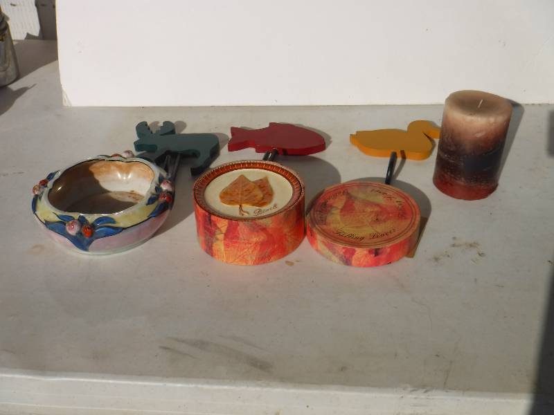 lot 3277 image: Home decor Lot #3