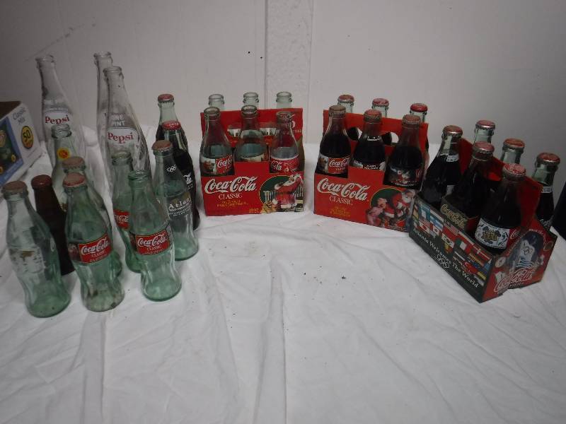 lot 3301 image: Coke Bottles
