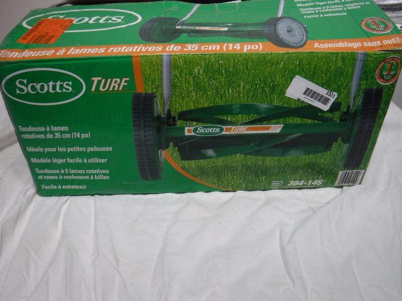 lot 3321 image: scotts reel mower