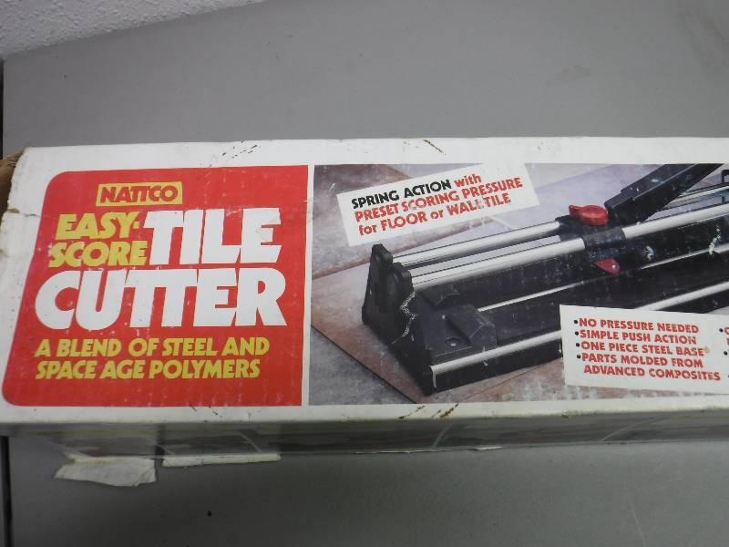 lot 3387 image: tile cutter
