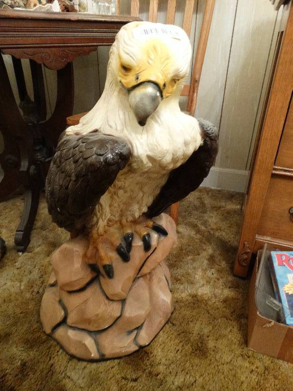lot 278 image: Large plaster Eagle statue