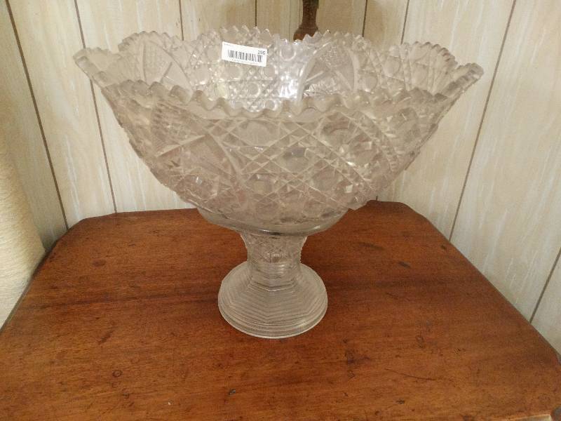 lot 296 image: Large vintage punch bowl w stand
