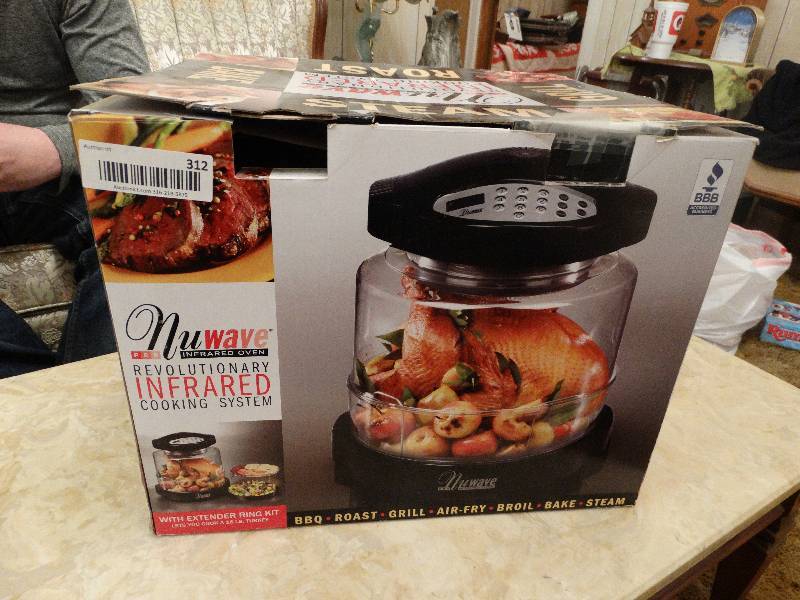 lot 312 image: Nuwave pro infrared oven in box