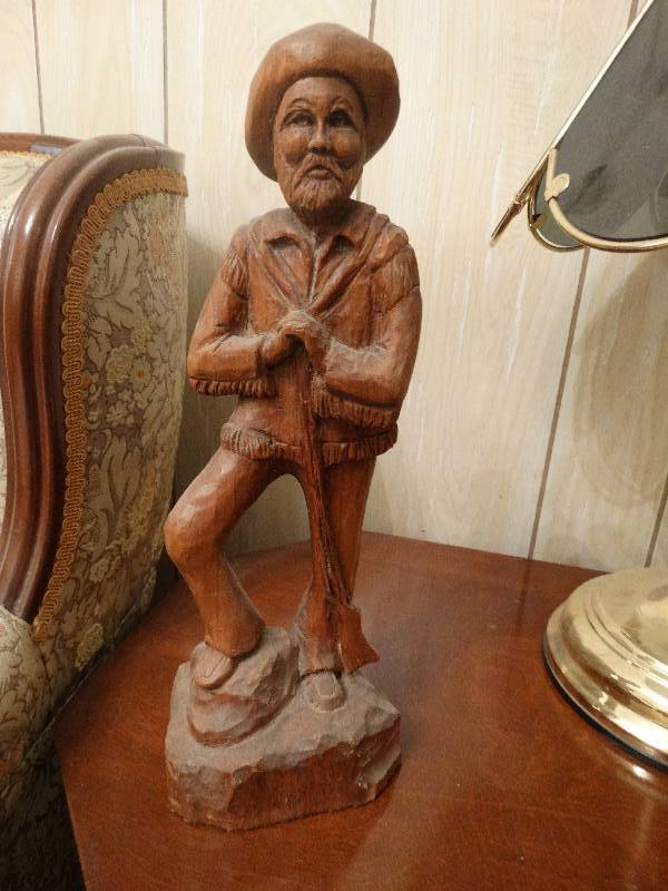 lot 323 image: Wood hand carved statue
