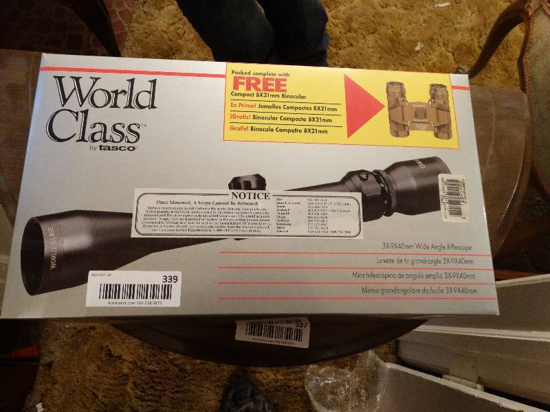 lot 339 image: Tasco world class scope in box & pair of binoculars