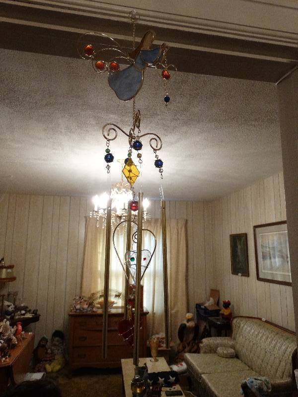 lot 340 image: Angel wind chime in box