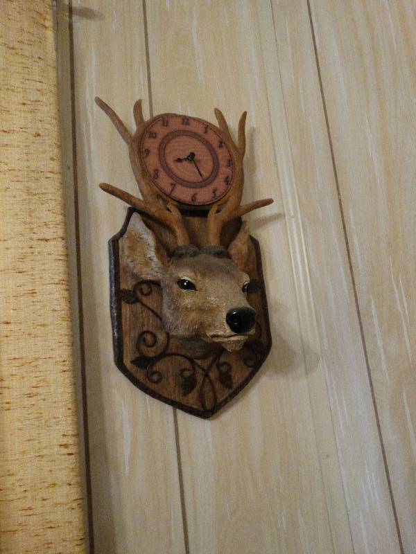 lot 361 image: Deer wall clock